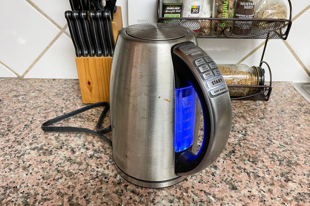The 4 Best Electric Kettles of 2025 | Reviews by Wirecutter
